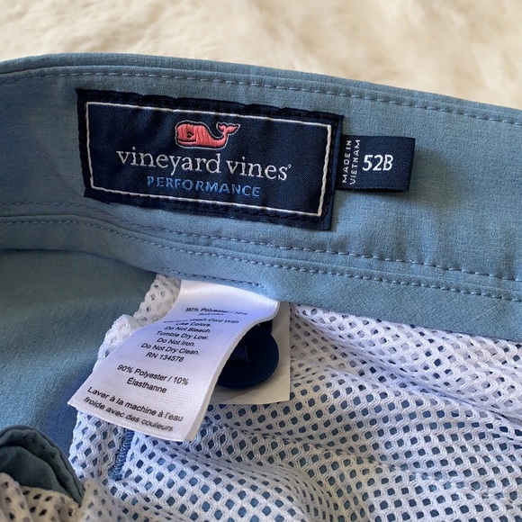 52B Vineyard Vines Performance Breaker short / shorts - Picture 4 of 4
